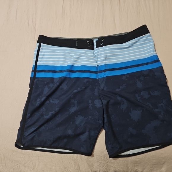 SWIMMING SHORTS - Picture 5 of 7